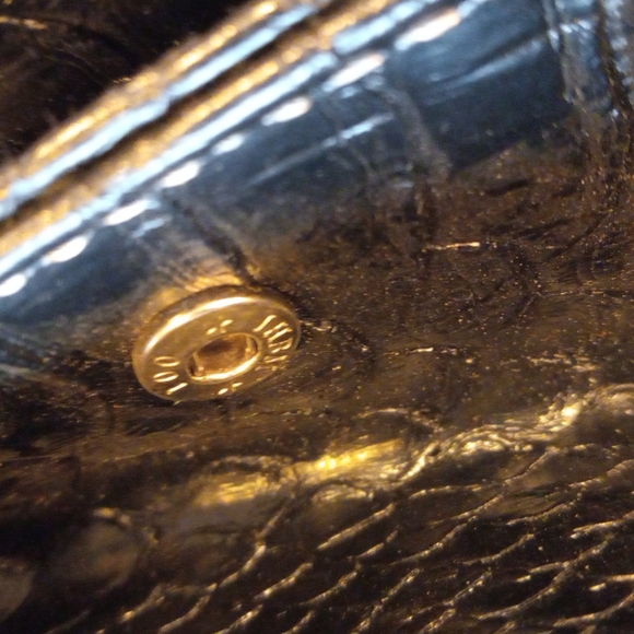 Handbag - Picture 7 of 16